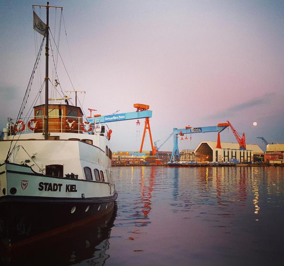 Kieler Eiderparadies Flintbek Bagian luar foto